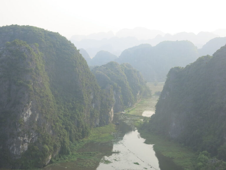 10-things-to-do-in-ninh-binh-lilys-8