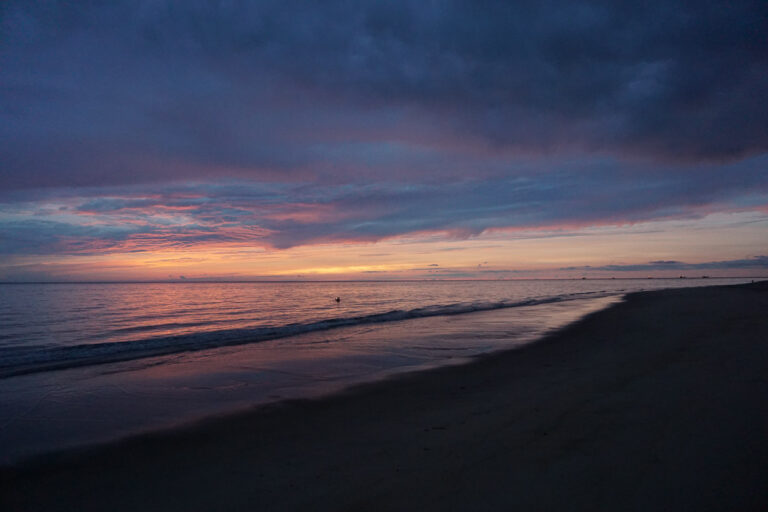 Vietnam beach hopping guide sunset-2
