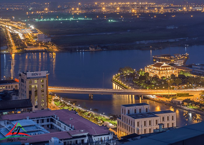 Nha Rong wharf oversee