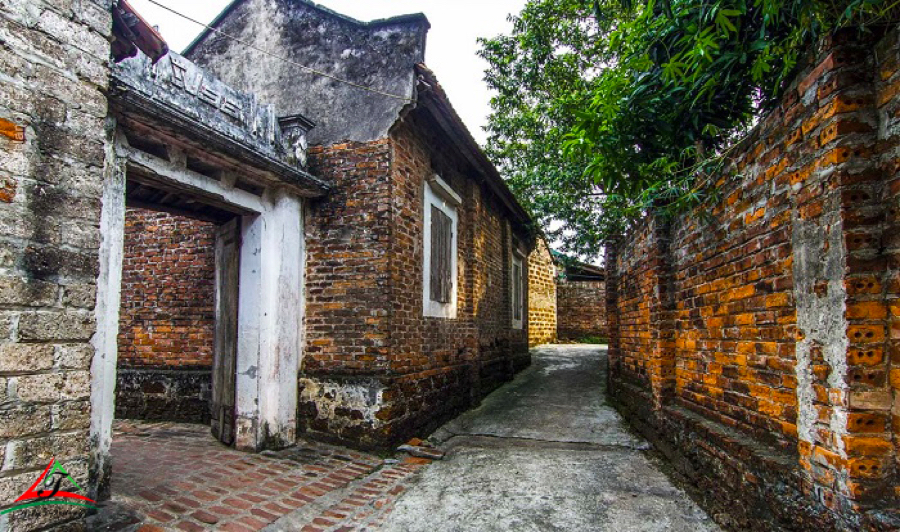 Phong Nam ancient village 2