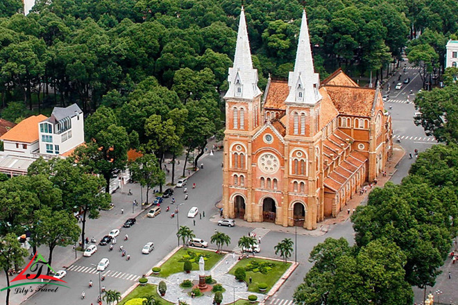 As one of the outstanding religious architectures in the center of Saigon but not many people know clearly about the history of Notre Dame Cathedra