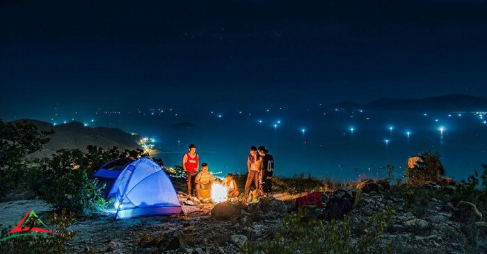 Go camping - Source: Internet