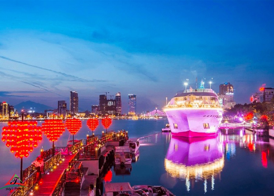 Love Lock Bridge Da Nang