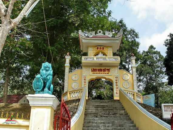 Linh Son Co Tu