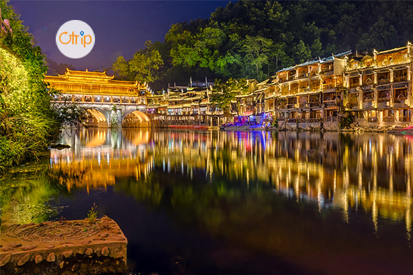 DU LỊCH TRƯƠNG GIA GIỚI – PHƯỢNG HOÀNG CỔ TRẤN – VŨ LĂNG NGUYÊN 6N5Đ