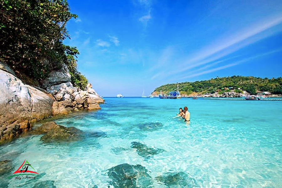 Bai Chong Island