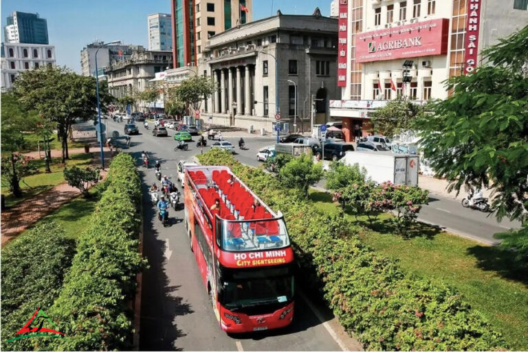 Saigon tour bus