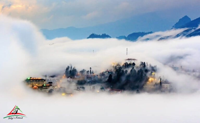 https://travelbyhuman.com/wp-content/uploads/2023/04/Sapa-Hunting-clouds-in-the-foggy-city.jpg