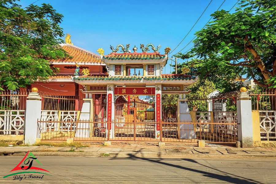 Van Thuy Tu Palace