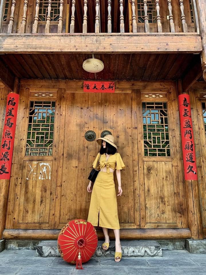 TOUR-PHUONG-HOANG-CO-TRAN-THIEN-MON-SON-001
