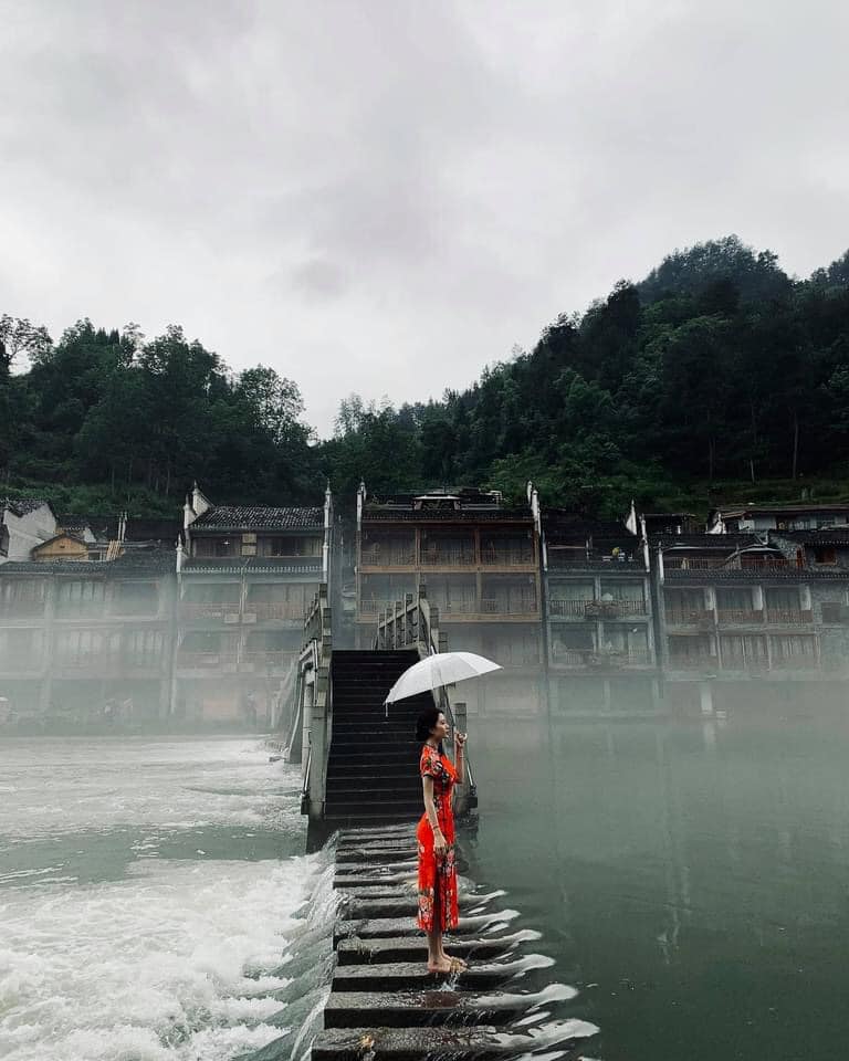 TOUR-PHUONG-HOANG-CO-TRAN-THIEN-MON-SON-005