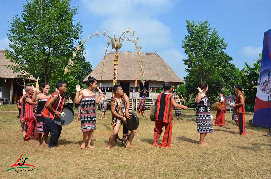 Vietnam National Village for Ethnic Culture (Son Tay)