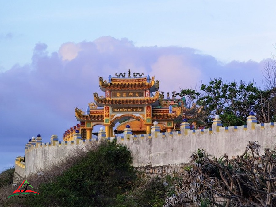 Thay Nai Palace