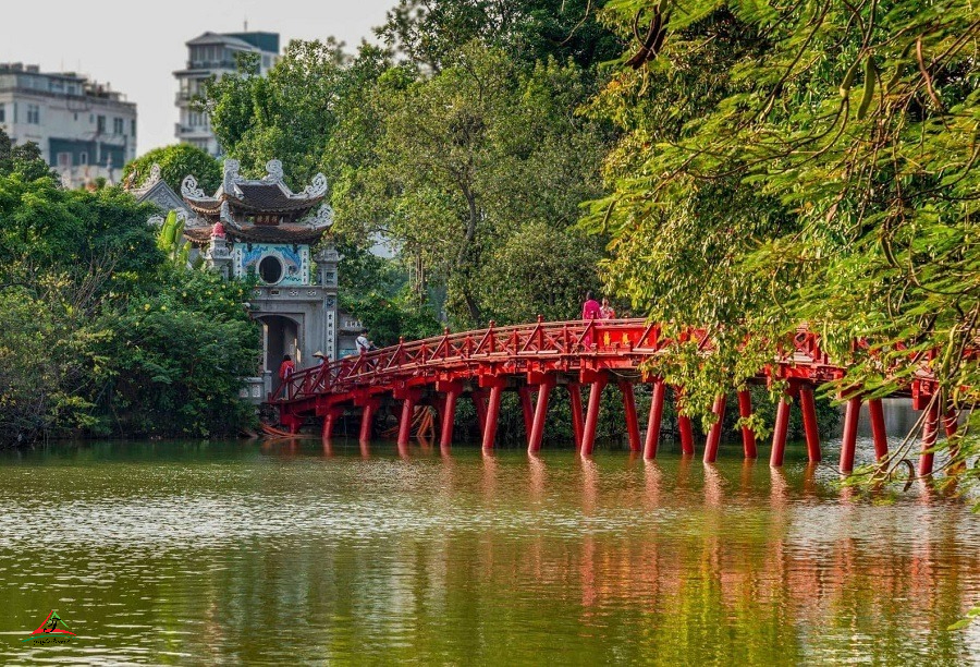 The Huc Bridge