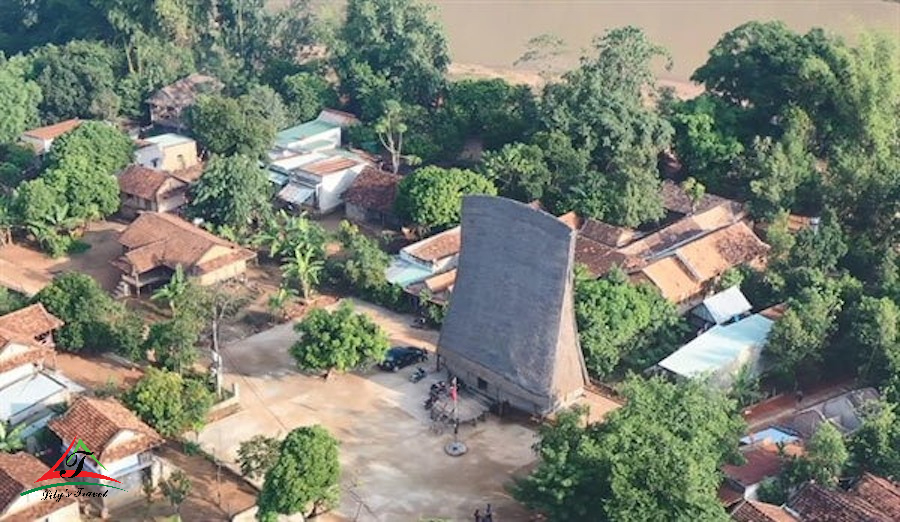 Kon K'Tu village - Kon Tum province