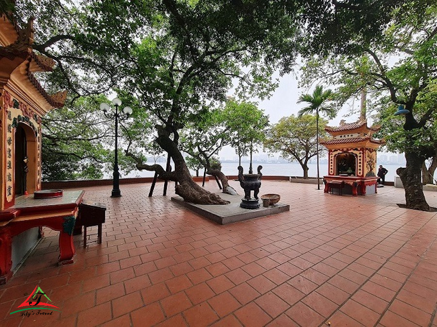 Phu Tay Ho