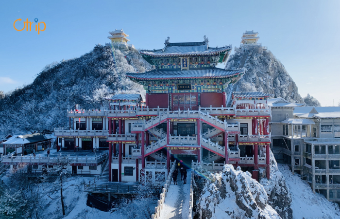 nui-lao-quan-Tour-lac-duong-otrip-004