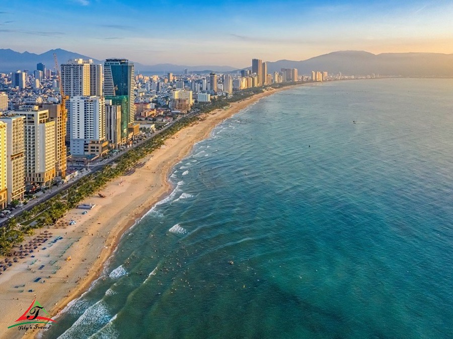 Da Nang Beach