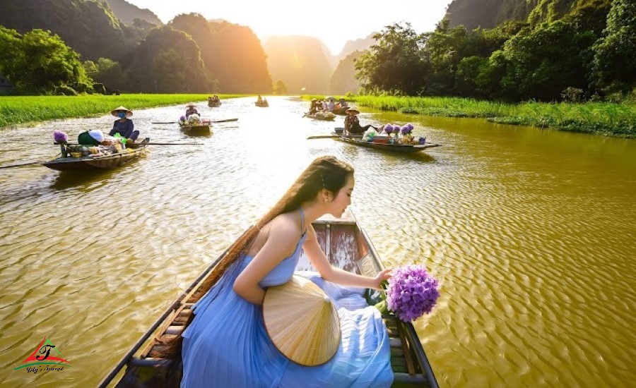 Hoa Lu-Tam Coc Ninh Binh