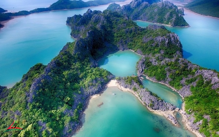 Bai Tu Long Bay Overview