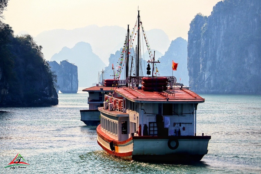 Ha Long Bay