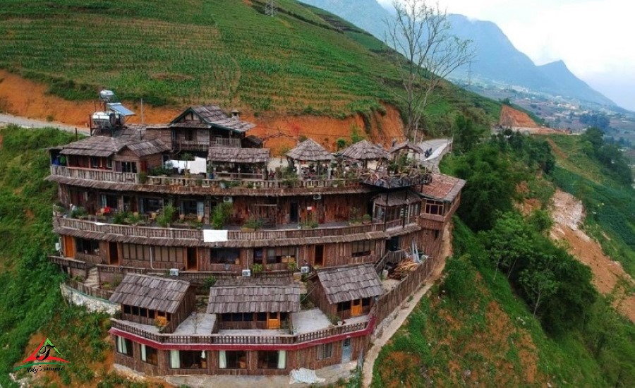 Mường Hoa Restaurant & homestay in Lao Chai Village