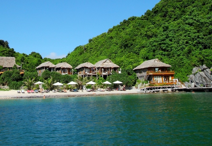 Cat Ba Monkey Island
