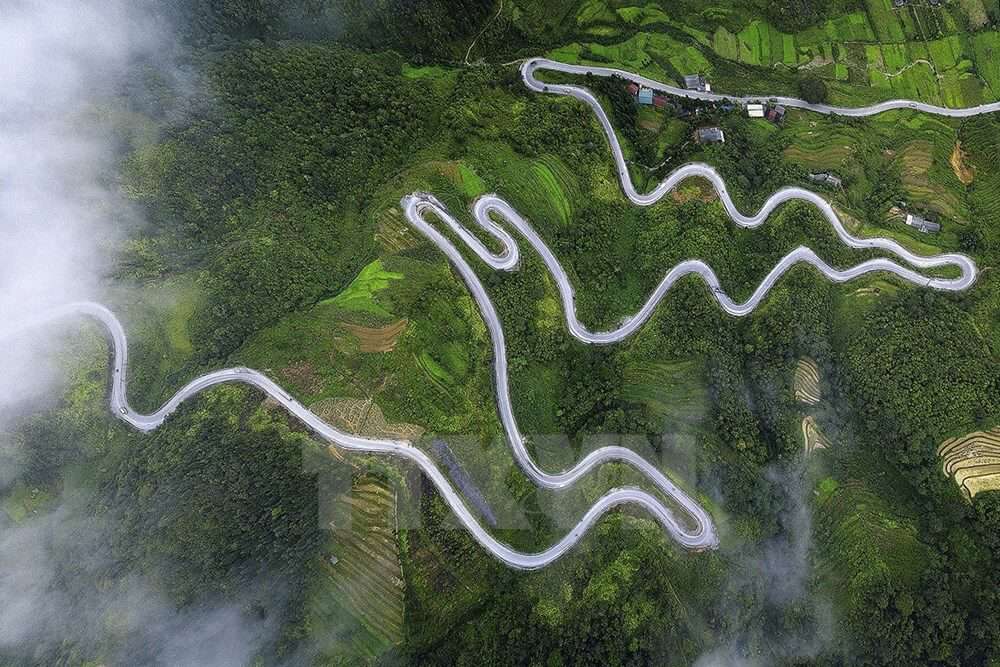 Ma Pi Leng Pass