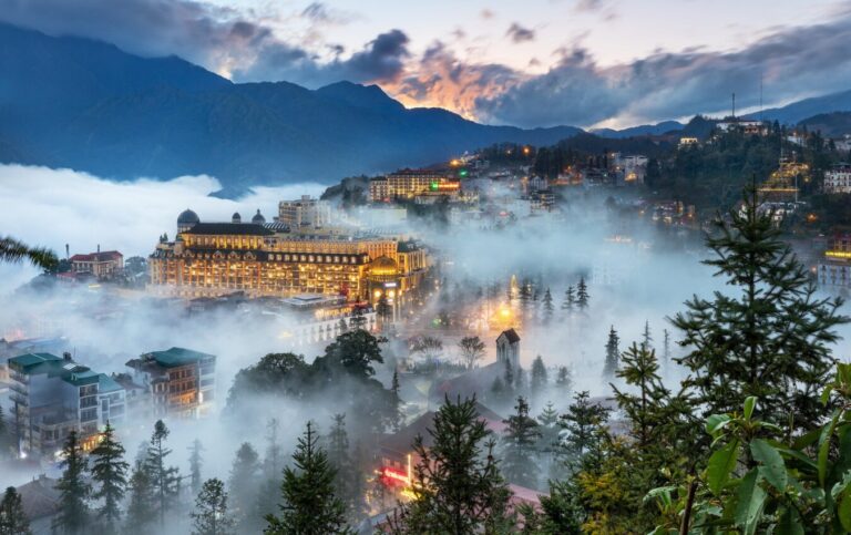Sapa is home to Phanxipang - the highest peak in Vietnam, often referred to as "the Roof of Indochina."