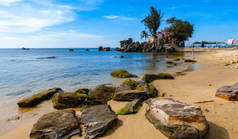 Dinh Cau Temple - the temple to step back time