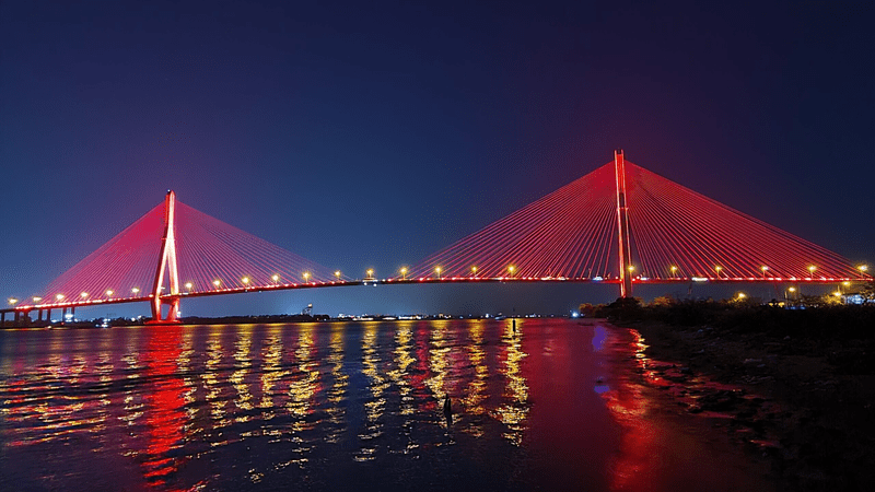 The Unique Beauty of Can Tho Bridge
