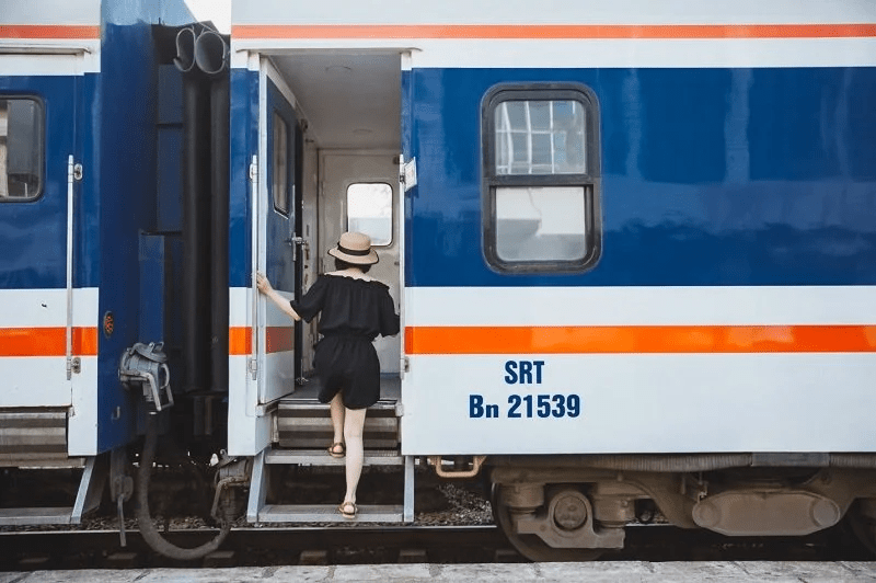 onsider booking your tickets in advance, particularly during weekends, holidays, and peak seasons for the Hanoi to Ninh Binh train. 