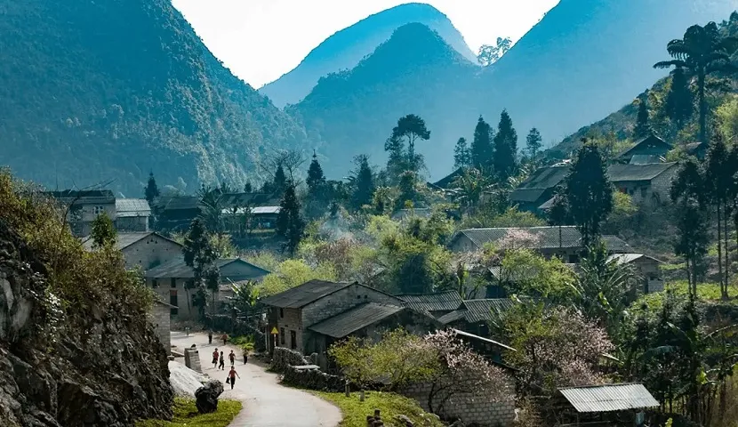Sung La Valley