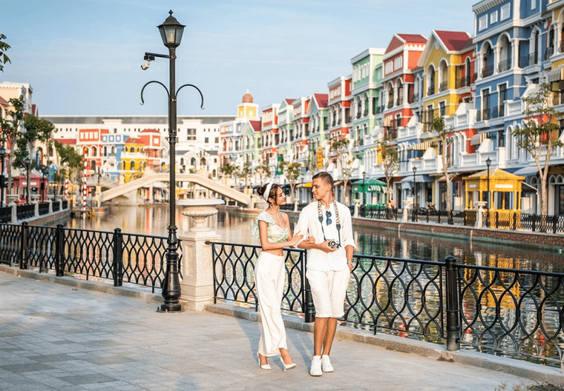 Grand World Phu Quoc on a weekday to score better deals on shows and activities.