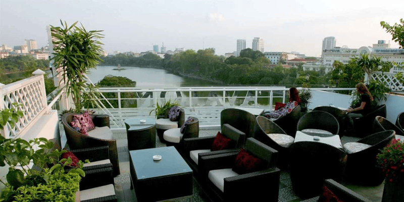 Avalon Lounge