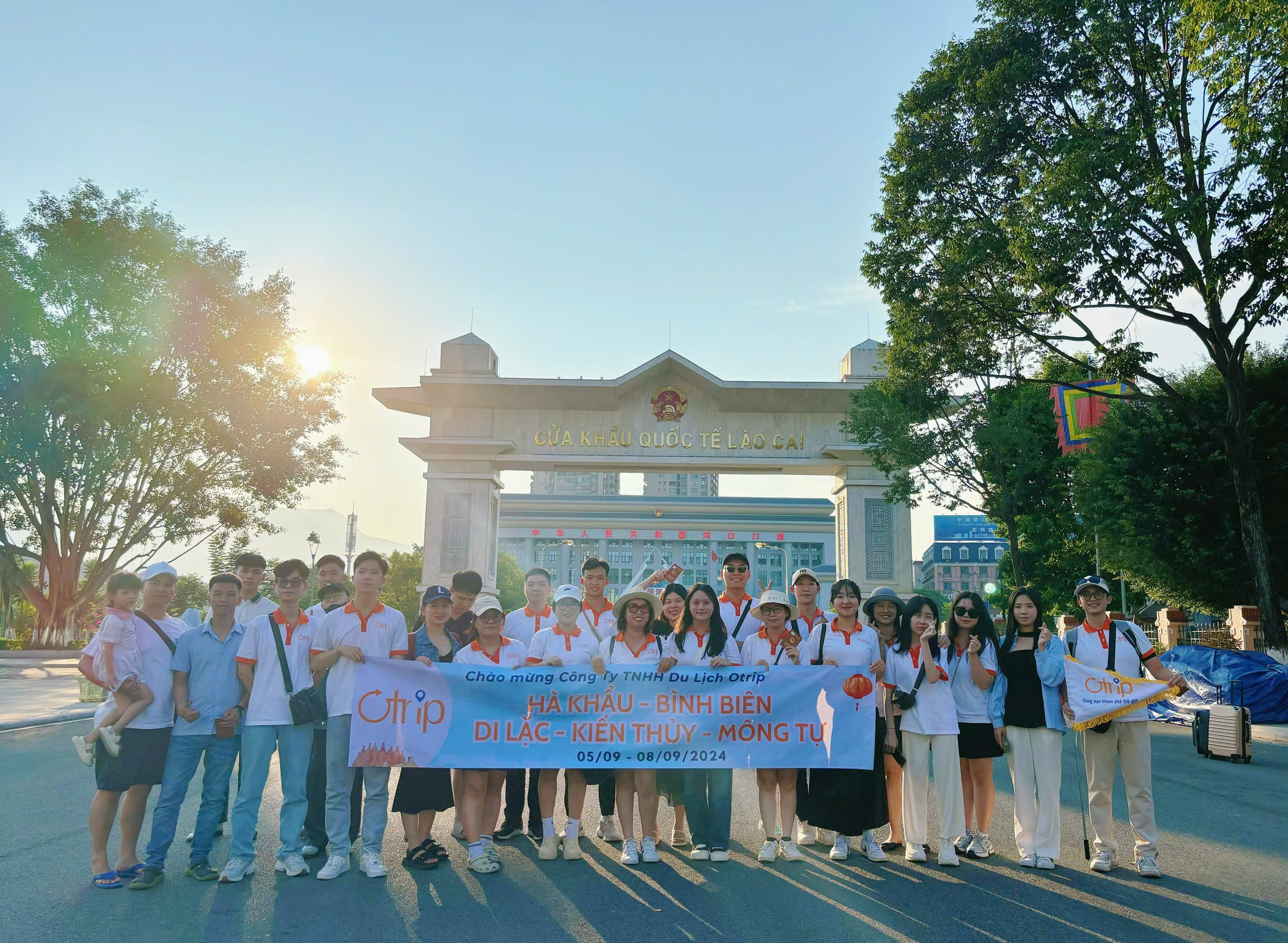 Chuyến du lịch kỷ niệm của đại gia đình Travelbyhuman
