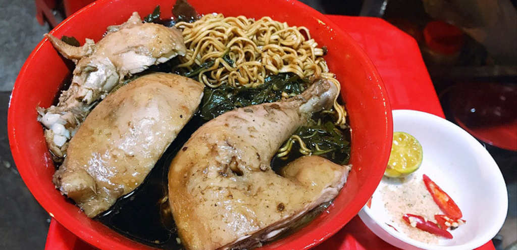 For more detail, there are two types of chicken here: simmered chicken and normal chicken.