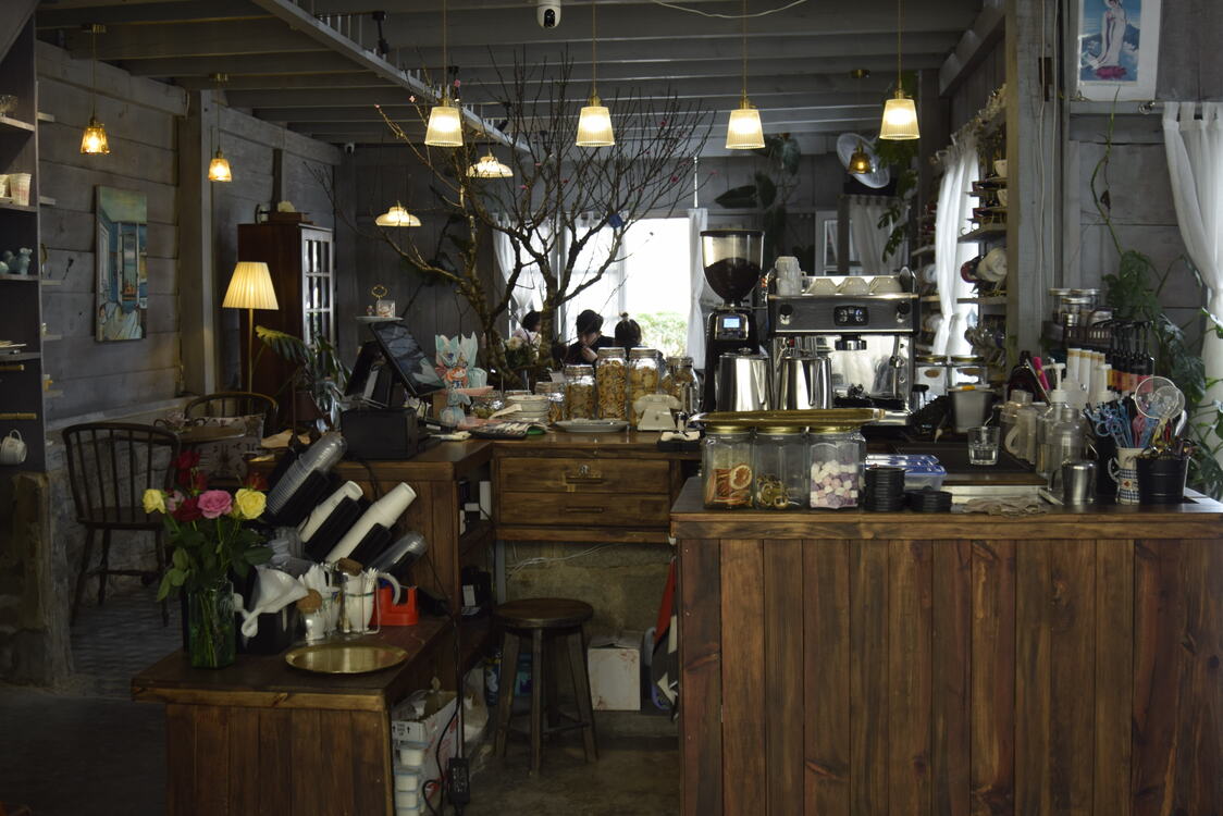 O Cua Mua Dong Cafe
