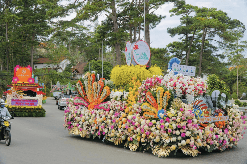  for attending the Dalat flower festival
