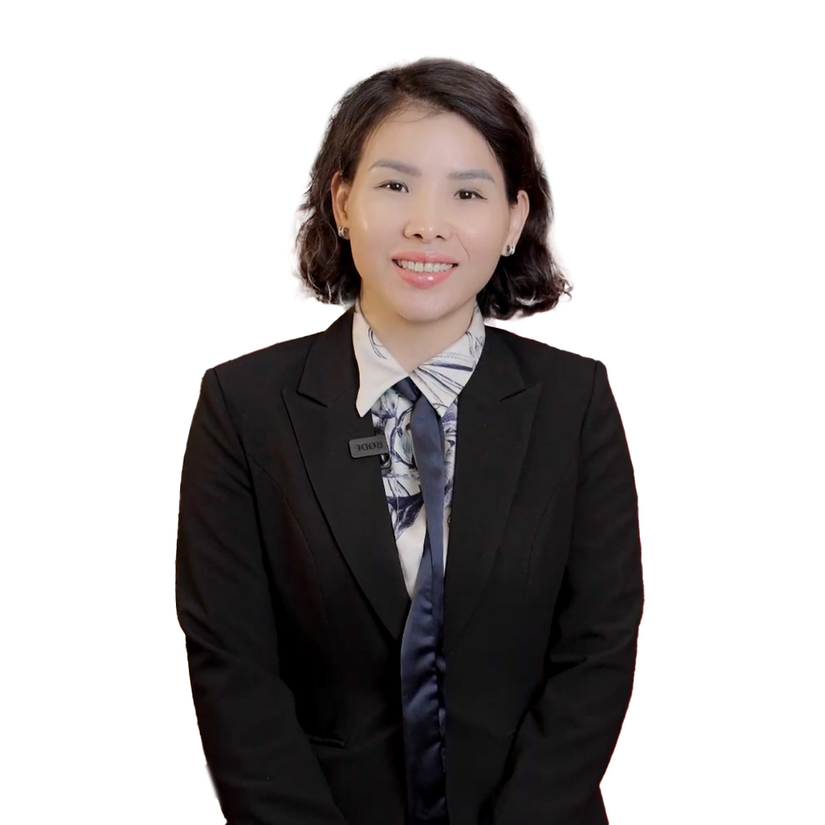Mrs Huyen Ky