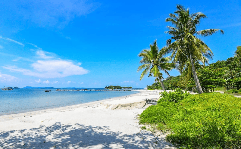Ha Tien Beach: An overview