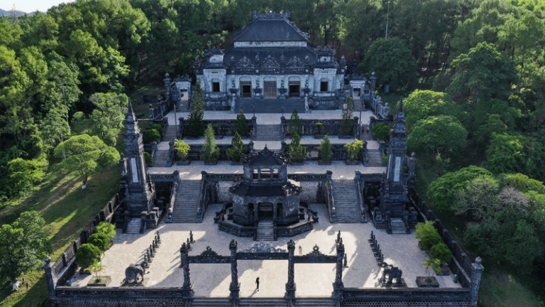Khai Dinh Tomb: A majestic blend of East and West in Hue
