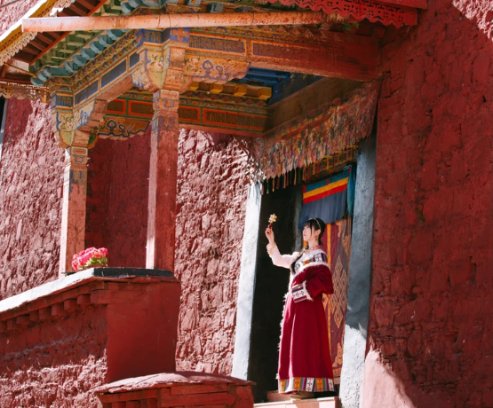 TOUR KHÁM PHÁ TÂY TẠNG HUYỀN BÍ 6N5Đ BAY HK 3U