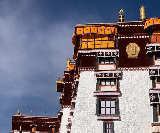 TOUR KHÁM PHÁ TÂY TẠNG HUYỀN BÍ 6N5Đ BAY HK 3U