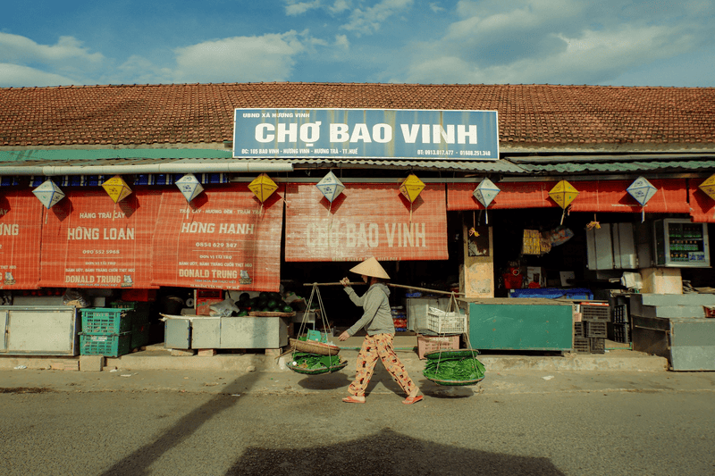 Bao Vinh Market