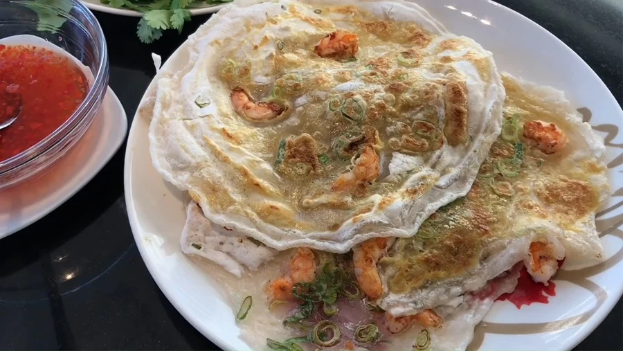 Banh Ep – Pressed rice cake