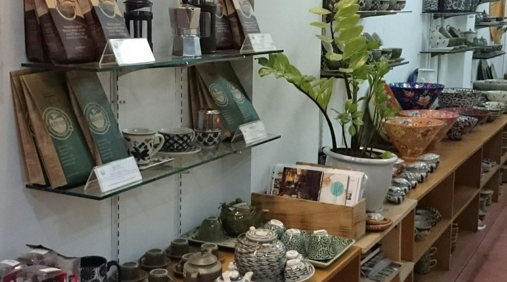Handmade pottery from Bat Trang village in Oriberry Coffee