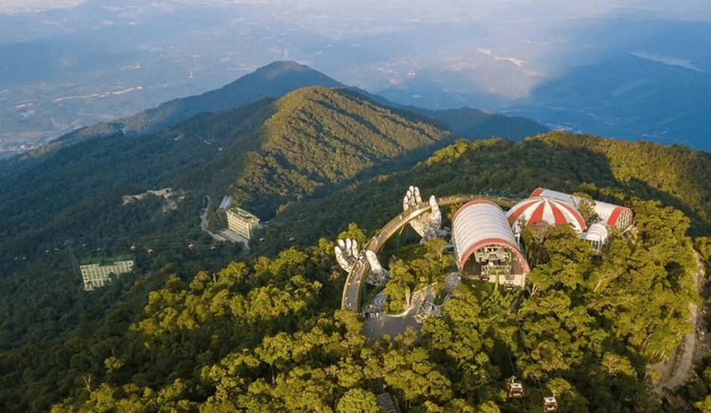 Practical for visiting the Golden Bridge