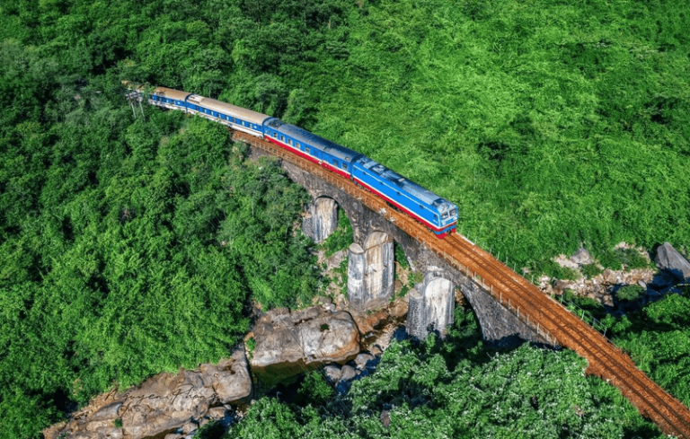 Hai Van Pass Train: Scenic Vietnam by rail