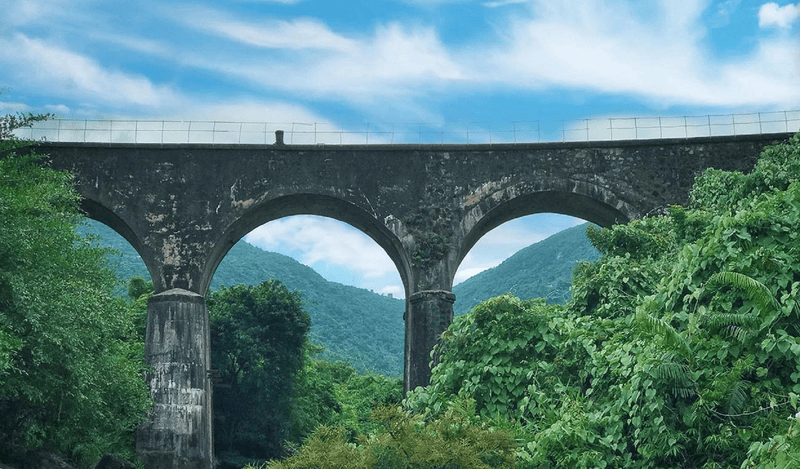 Bac Hai Van railway station